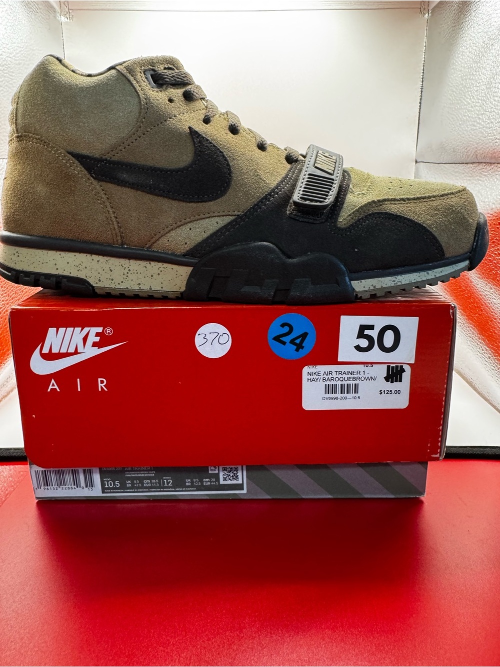 Nike Men's Air Trainer Mid - Olive Green and Black